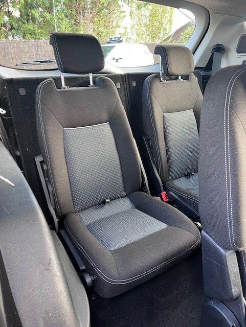 Used Ford S-Max 2010 for sale - 76730865: Photo 20