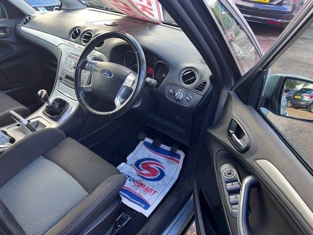 Used Ford S-Max 2010 for sale - 76730865: Photo 8