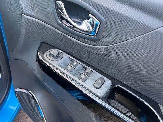 Used Renault Captur 2013 for sale - 76730853: Photo 21