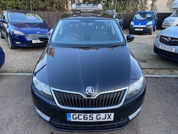 Used Skoda Rapid Spaceback 2016 for sale - 77559840: Photo