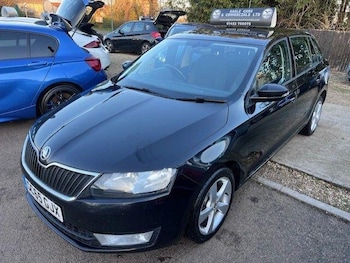 Used Skoda Rapid Spaceback 2016 for sale - 77559840: Photo