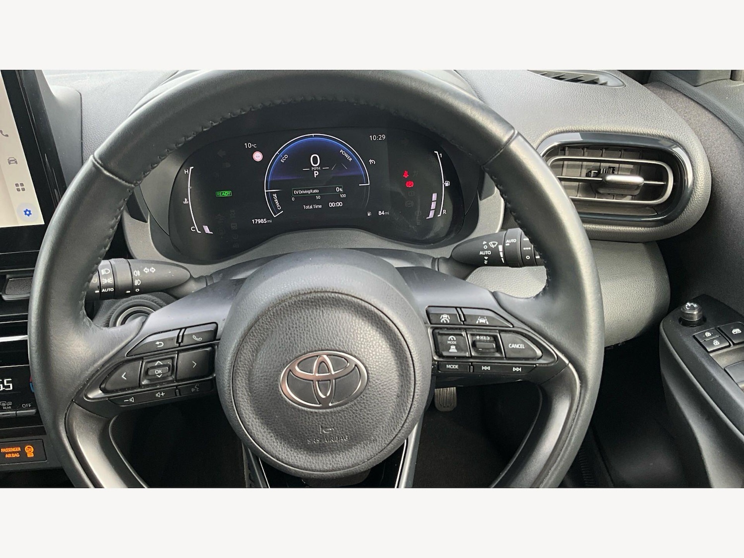 Used Toyota Yaris Cross 2024 for sale - 78100949: Photo 11