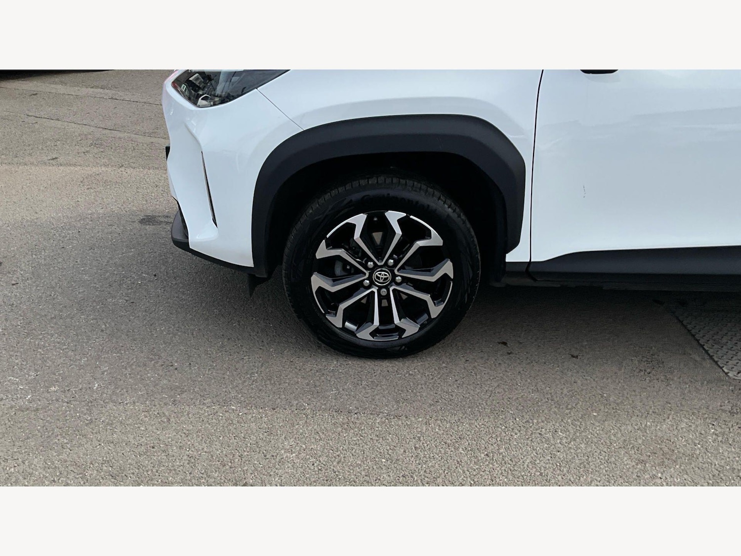 Used Toyota Yaris Cross 2024 for sale - 78100949: Photo 22