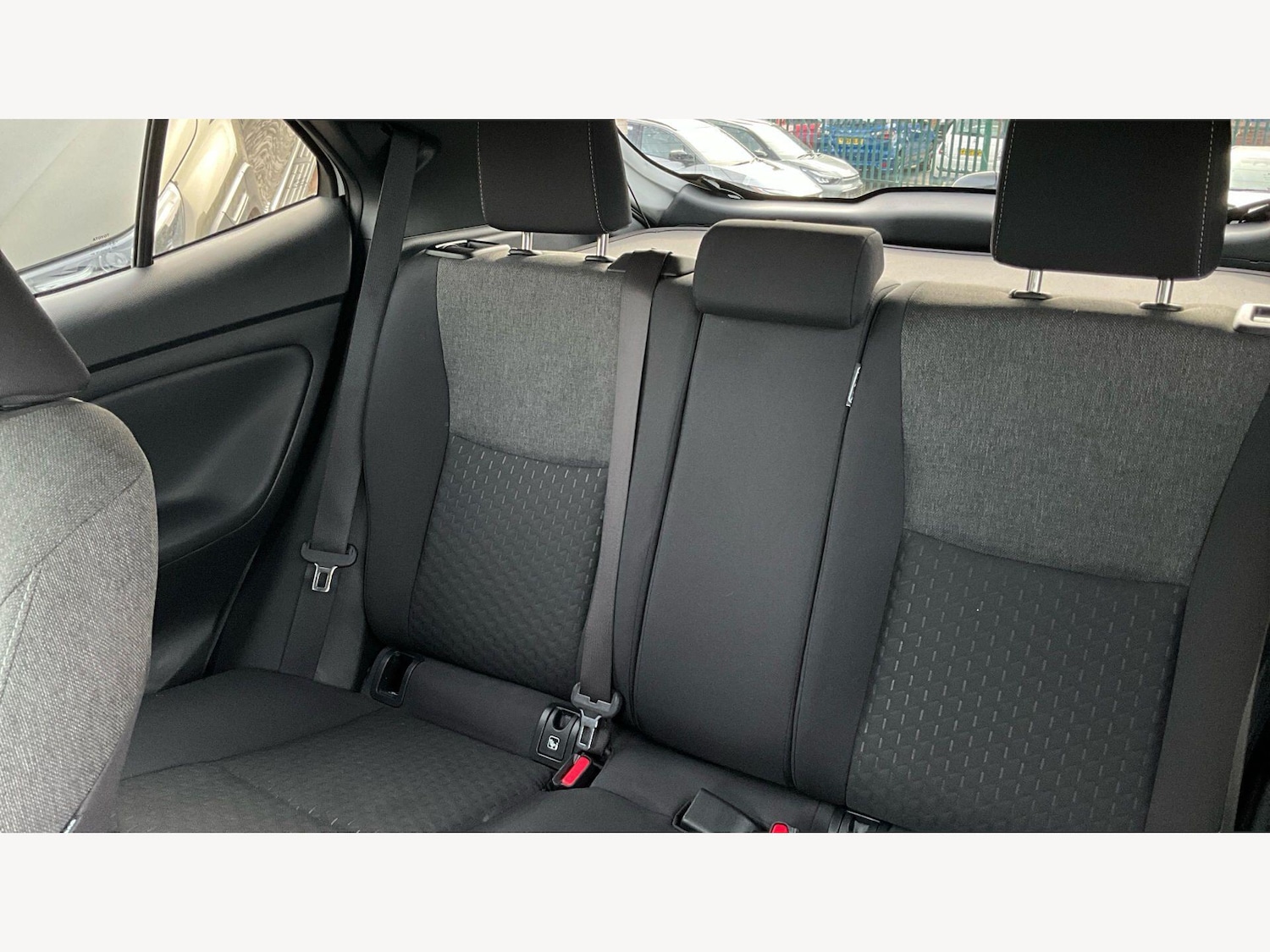 Used Toyota Yaris Cross 2024 for sale - 78100949: Photo 25