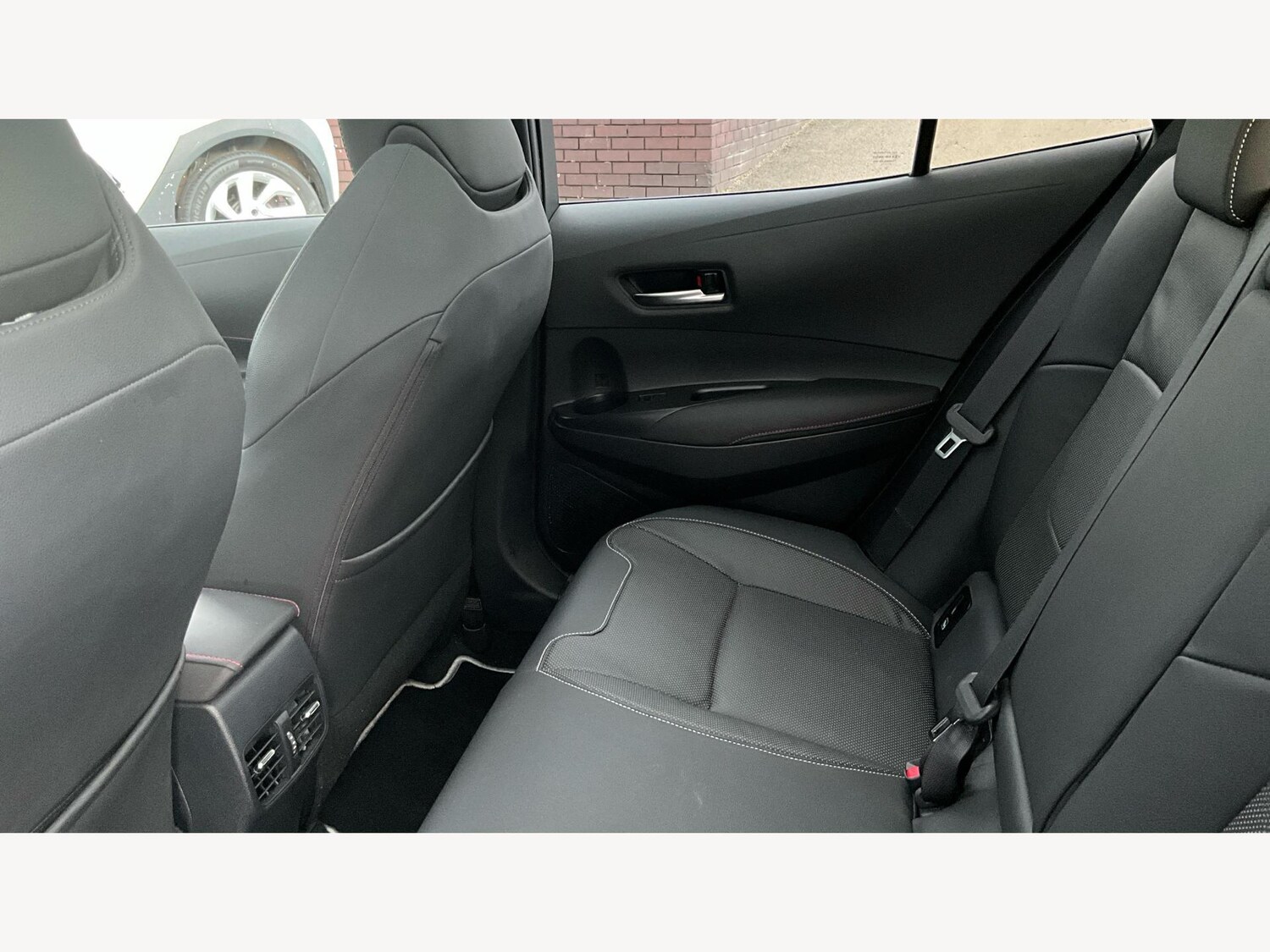 Used Toyota Corolla 2021 for sale - 76409102: Photo 15