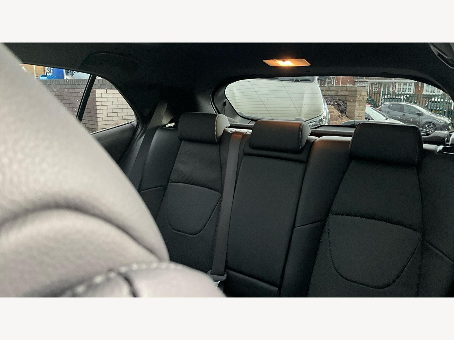 Used Toyota Corolla 2021 for sale - 76409102: Photo 25