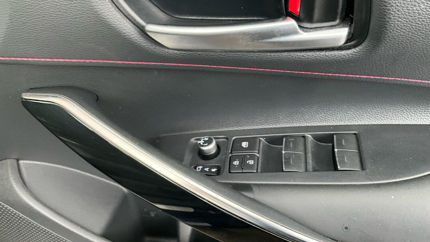 Used Toyota Corolla 2021 for sale - 76409102: Photo 36