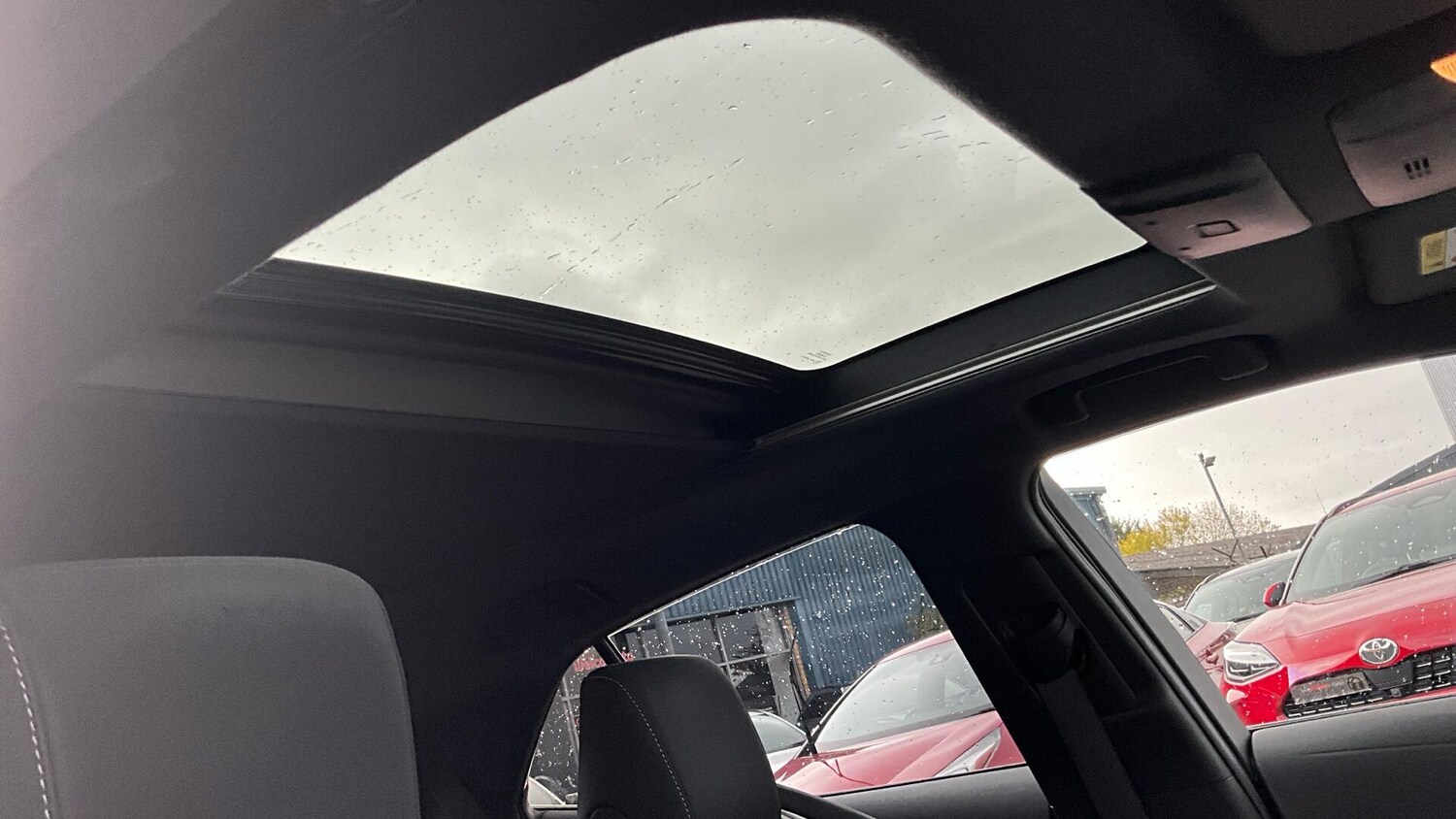 Used Toyota Corolla 2021 for sale - 76409102: Photo 38