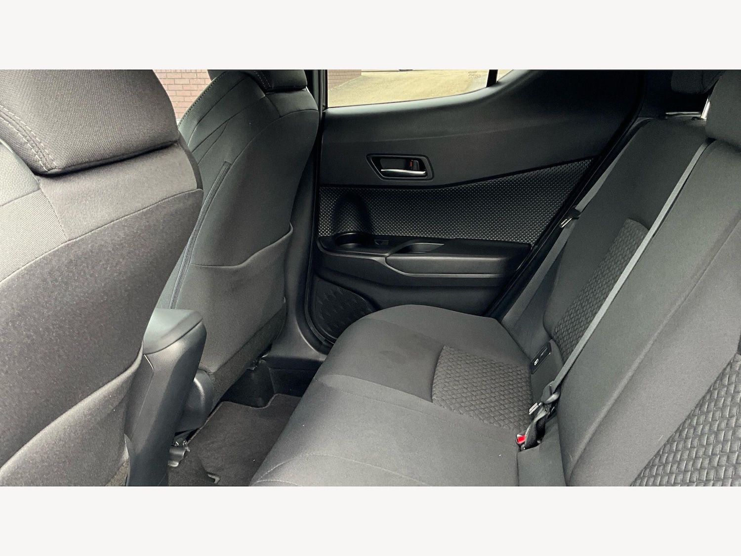 Used Toyota C-HR 2022 for sale - 78101441: Photo 15