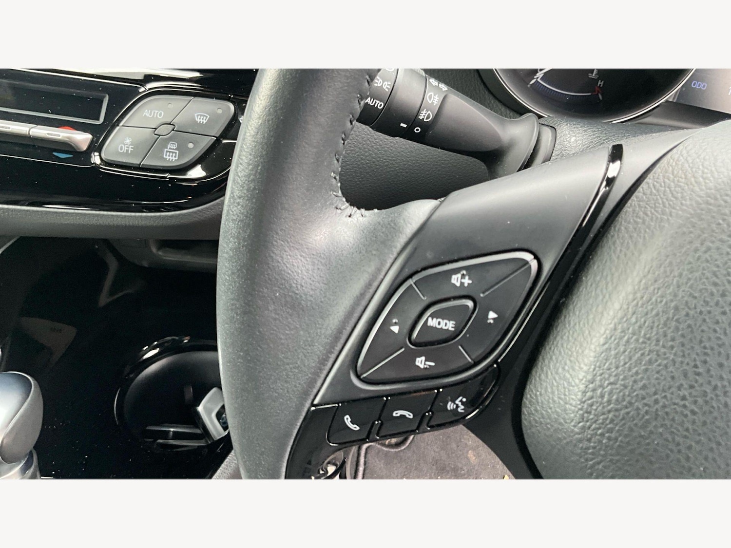 Used Toyota C-HR 2022 for sale - 78101441: Photo 40