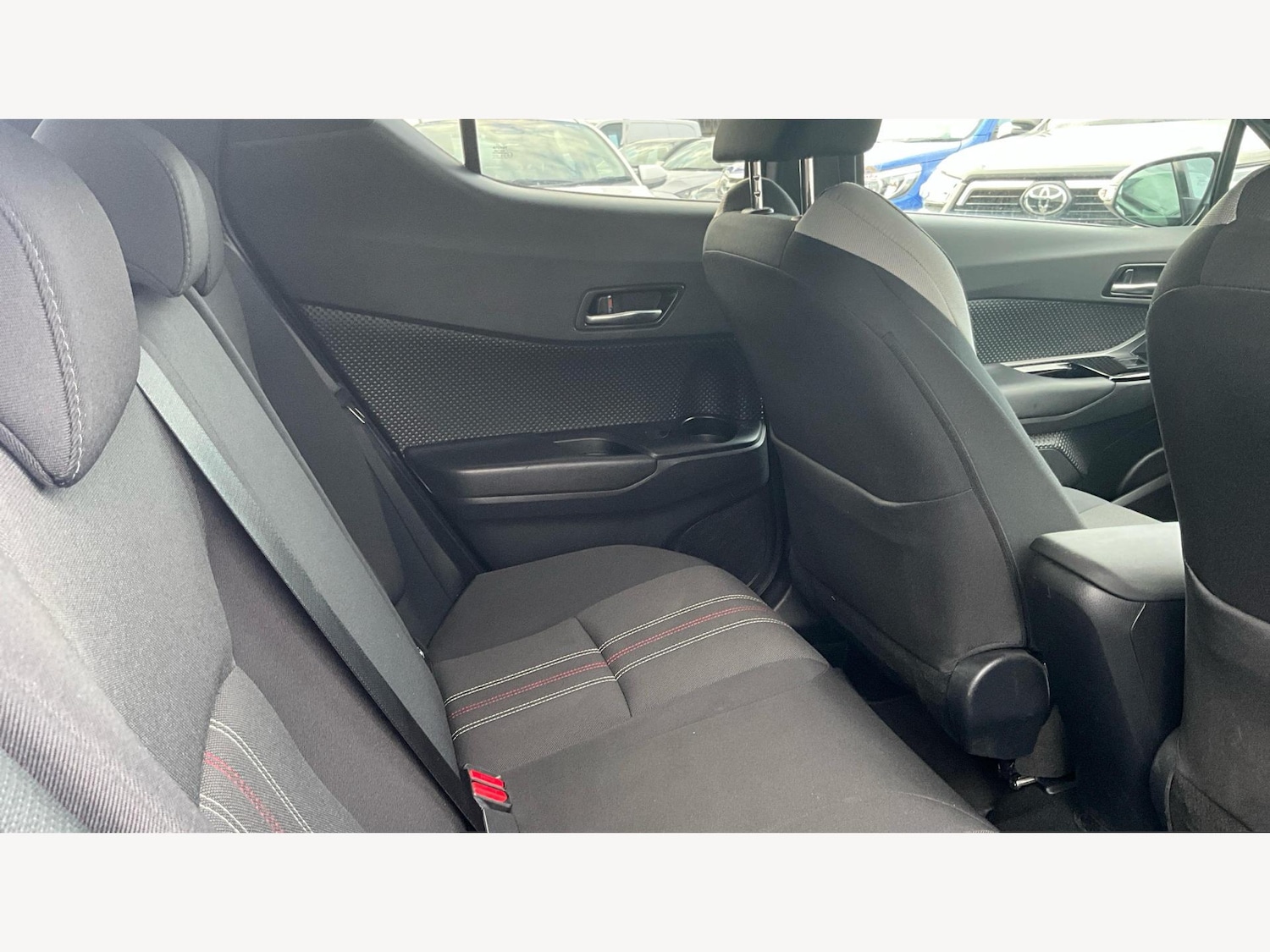 Used Toyota C-HR 2021 for sale - 76850205: Photo 14
