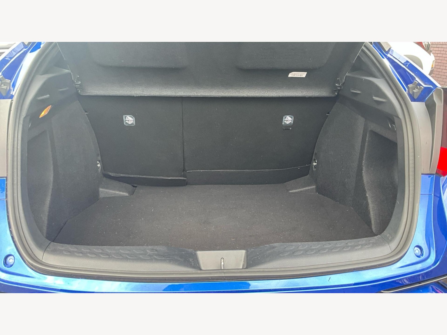 Used Toyota C-HR 2021 for sale - 76850205: Photo 16