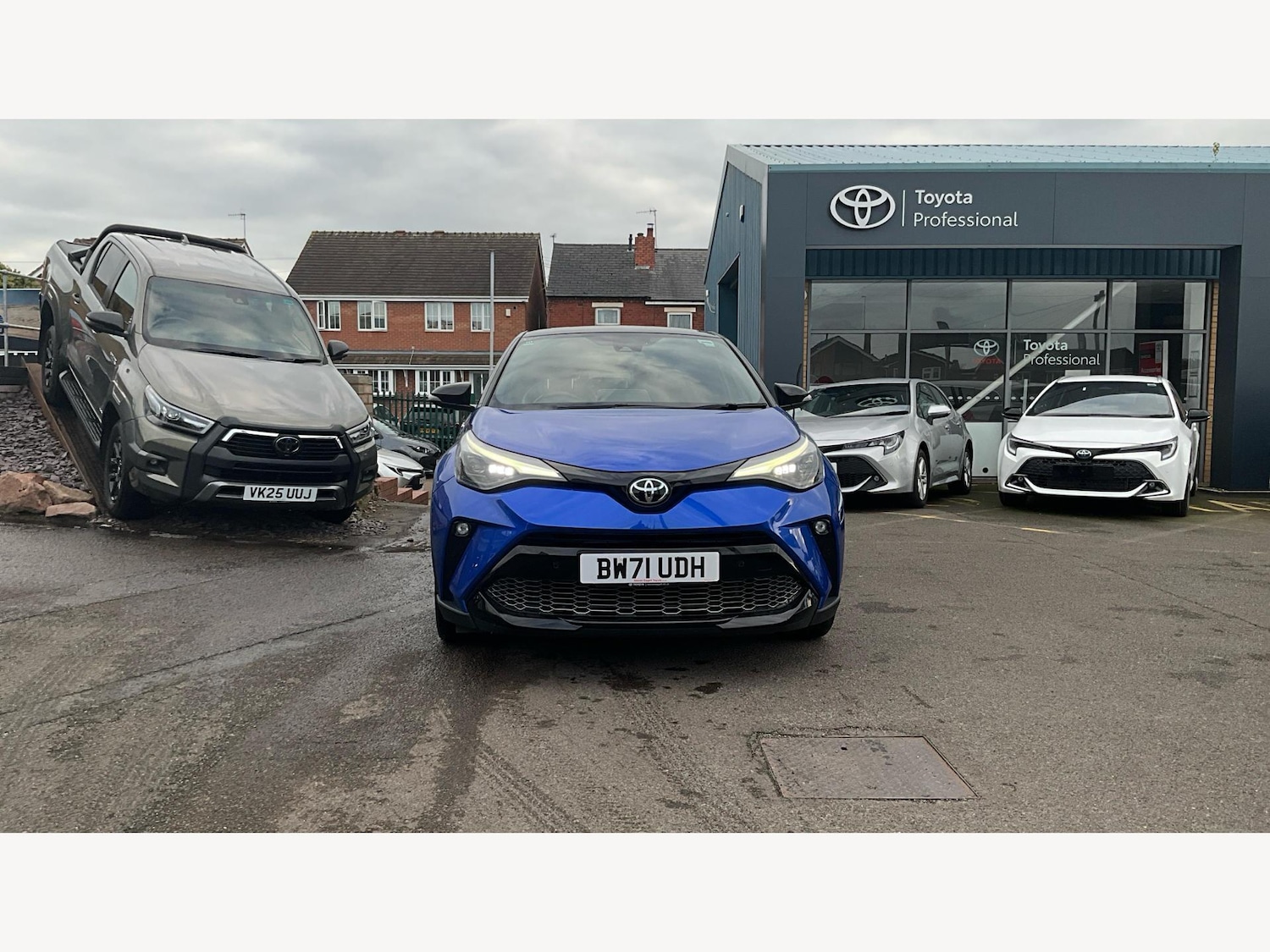 Used Toyota C-HR 2021 for sale - 76850205: Photo 17