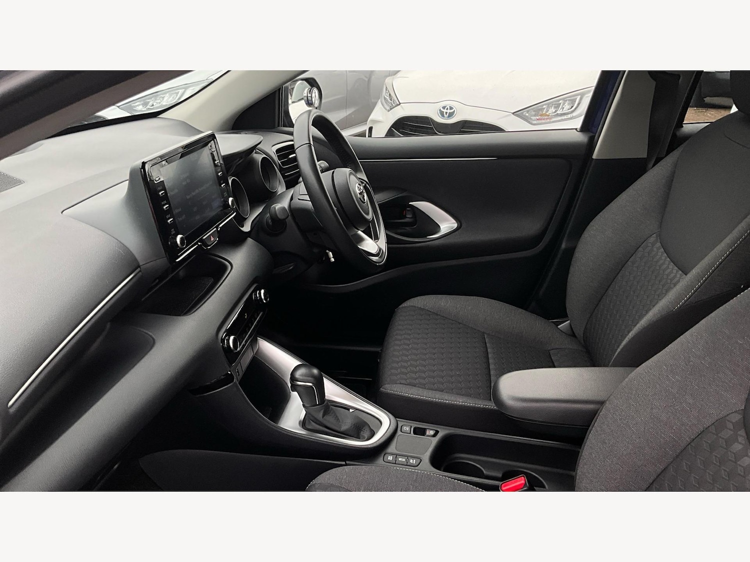 Used Toyota Yaris 2023 for sale - 76409357: Photo 12