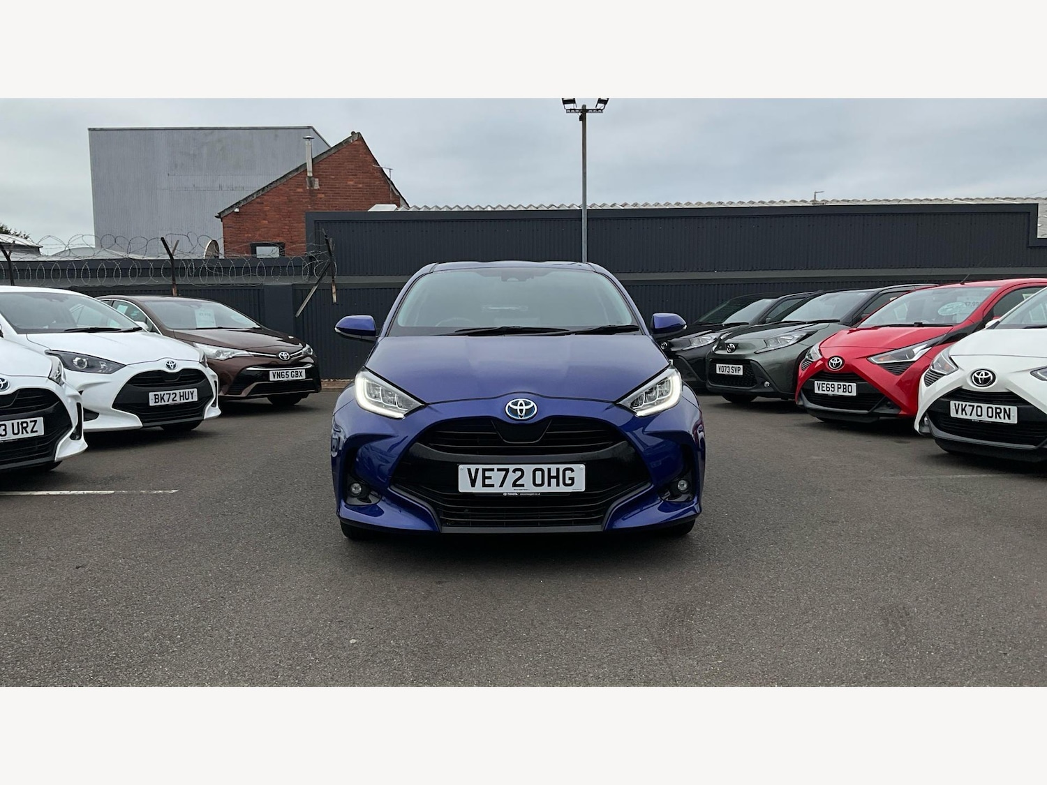 Used Toyota Yaris 2023 for sale - 76409357: Photo 17