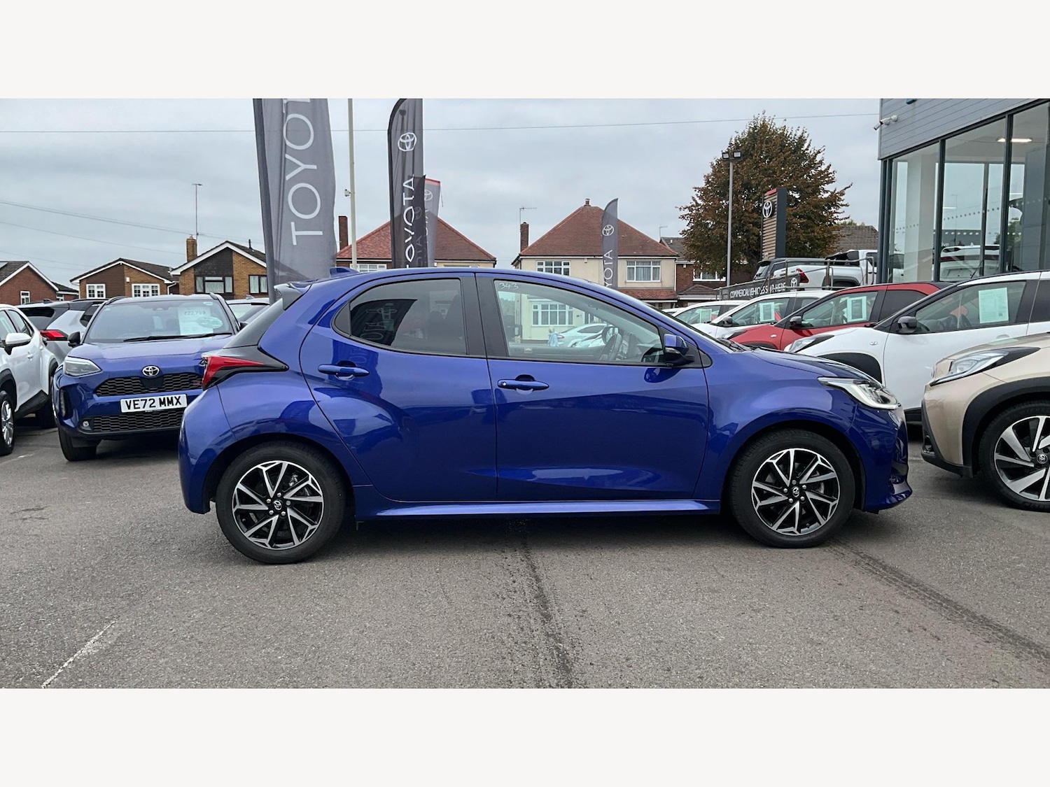 Used Toyota Yaris 2023 for sale - 76409357: Photo 18