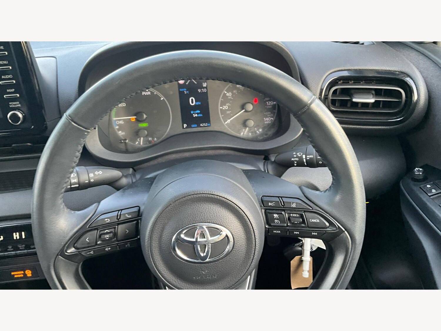 Used Toyota Yaris for sale - 76538406: Photo 11