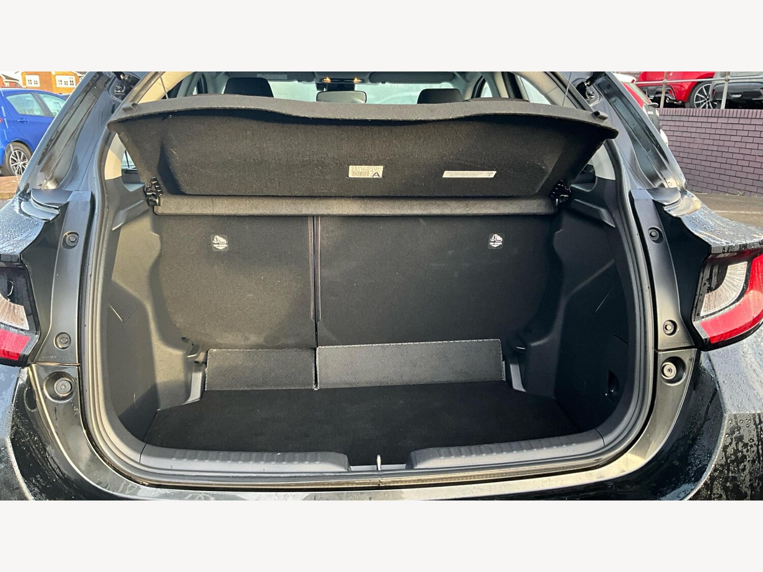 Used Toyota Yaris for sale - 76538406: Photo 16