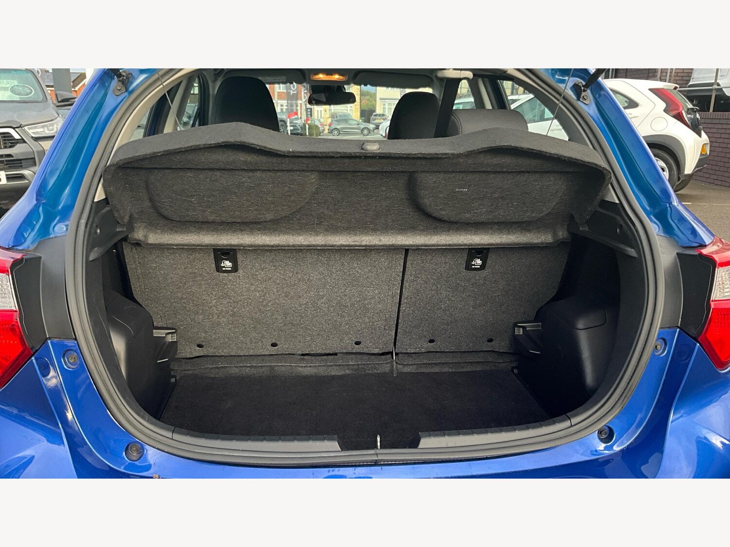 Used Toyota Yaris 2018 for sale - 76446502: Photo 16