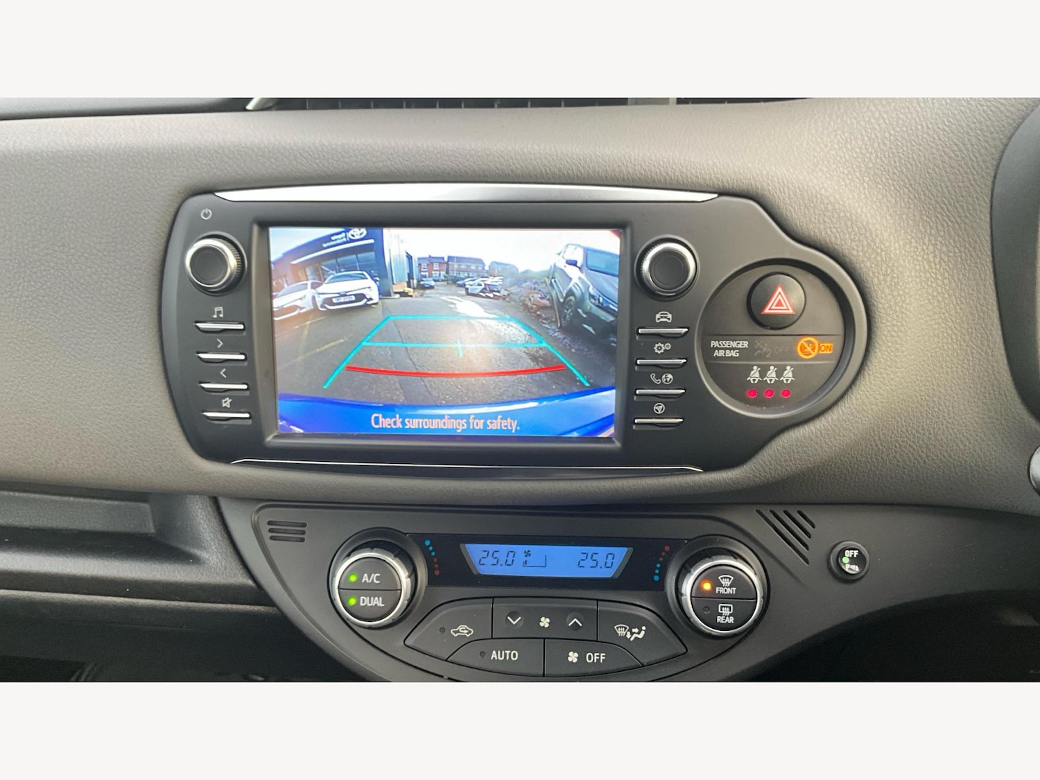 Used Toyota Yaris 2018 for sale - 76446502: Photo 33