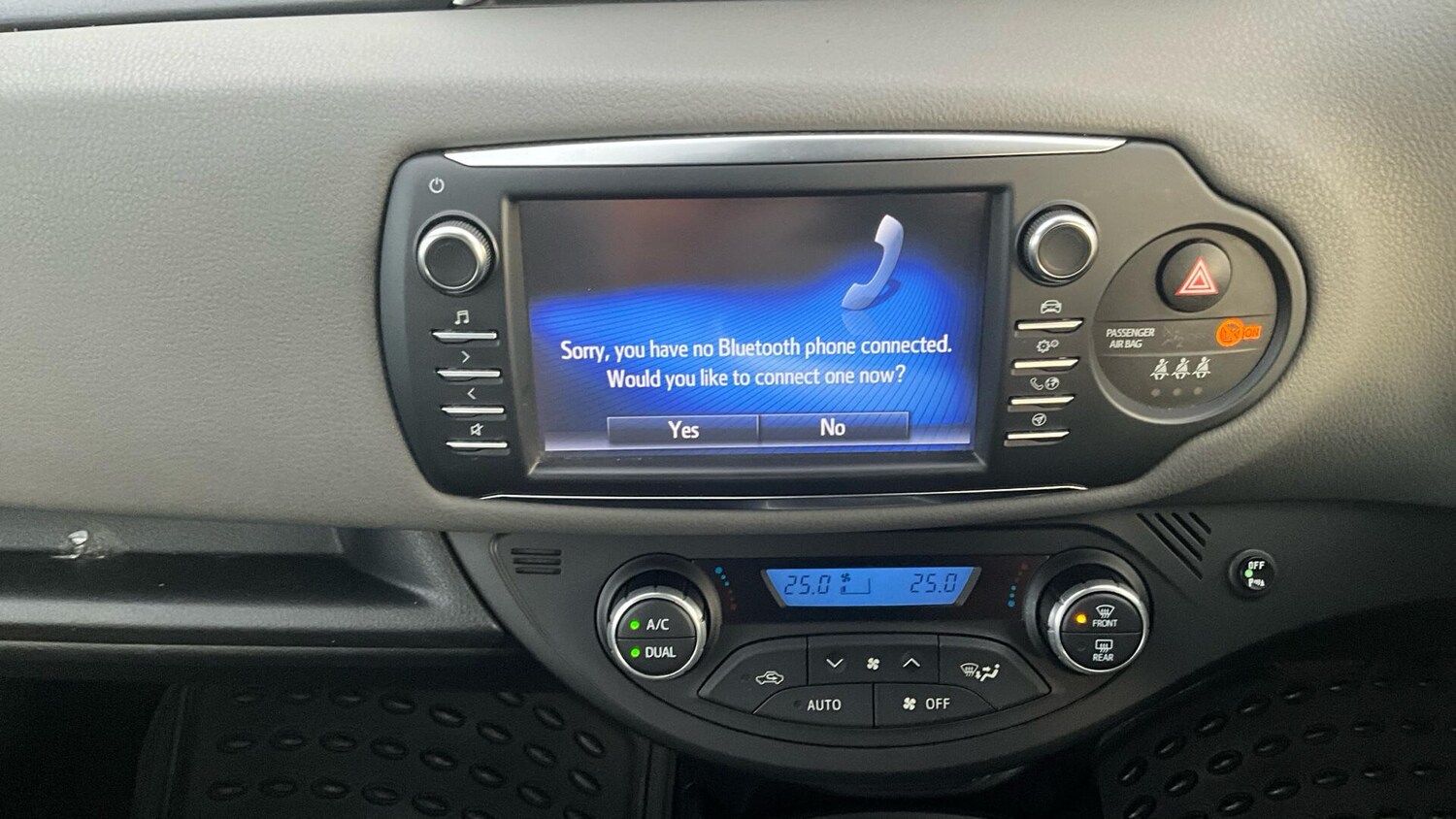 Used Toyota Yaris 2018 for sale - 76446502: Photo 41