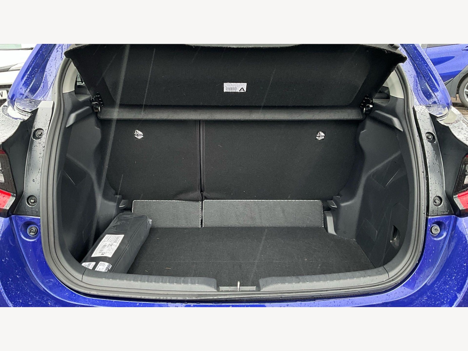 Used Toyota Yaris for sale - 77704801: Photo 16