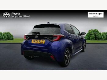 Used Toyota Yaris 2024 for sale - 77704801: Photo