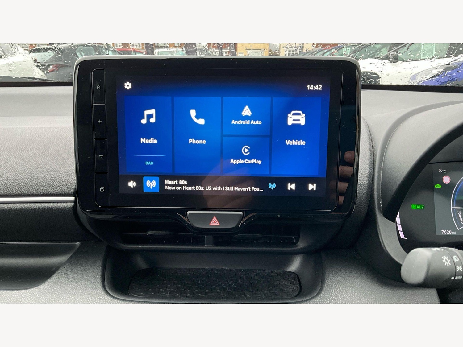 Used Toyota Yaris for sale - 77704801: Photo 31