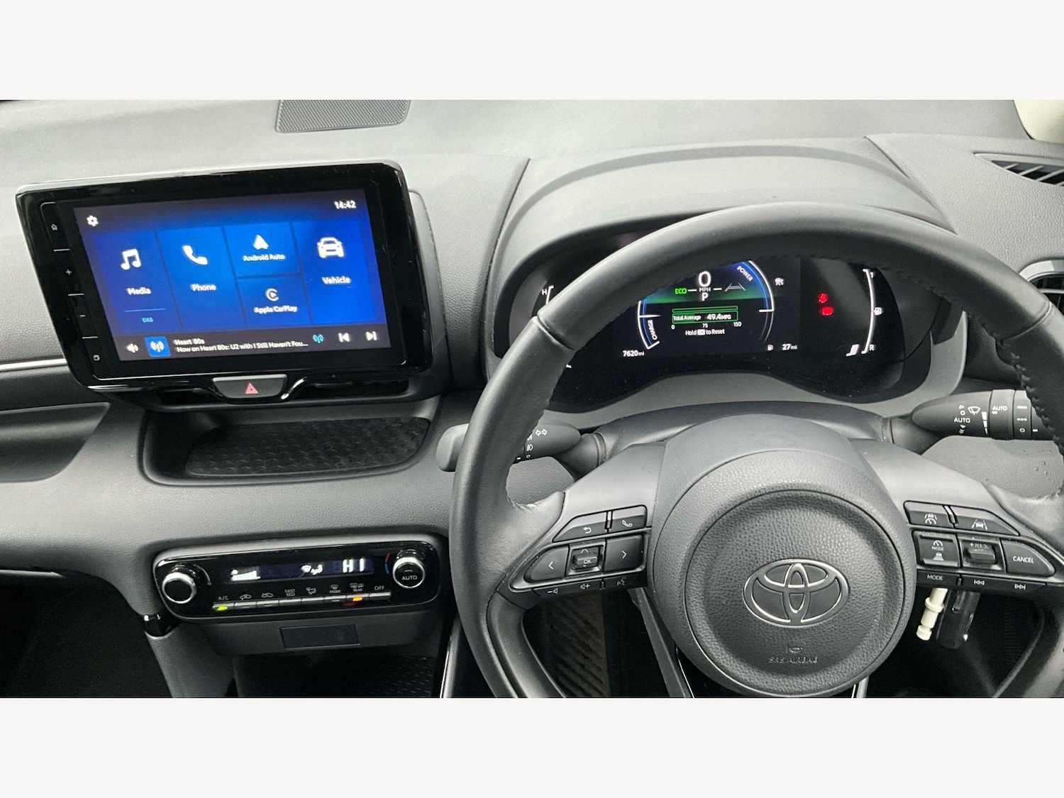 Used Toyota Yaris for sale - 77704801: Photo 8