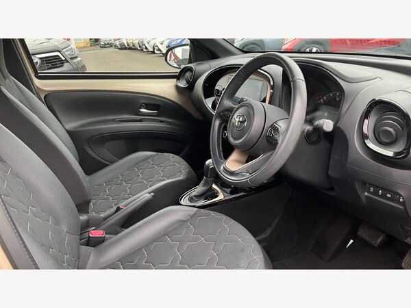 Used Toyota Aygo X 2022 for sale - 75430901: Photo 13