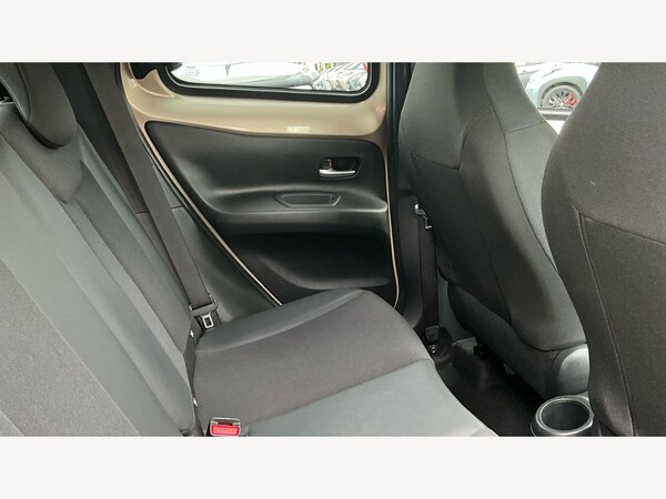 Used Toyota Aygo X 2022 for sale - 75430901: Photo 14