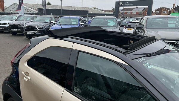 Used Toyota Aygo X 2022 for sale - 75430901: Photo 48