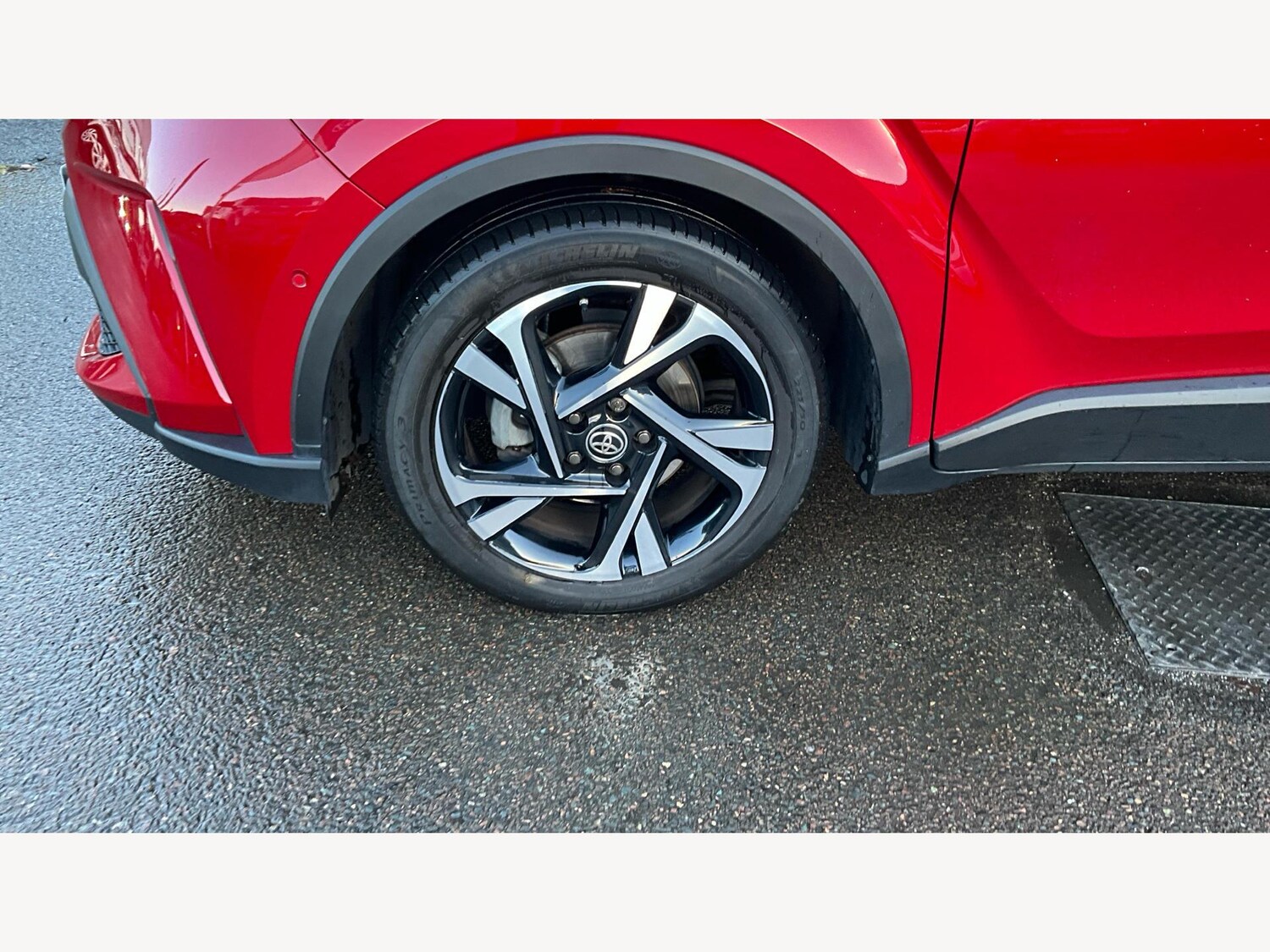 Used Toyota C-HR 2023 for sale - 76994225: Photo 22