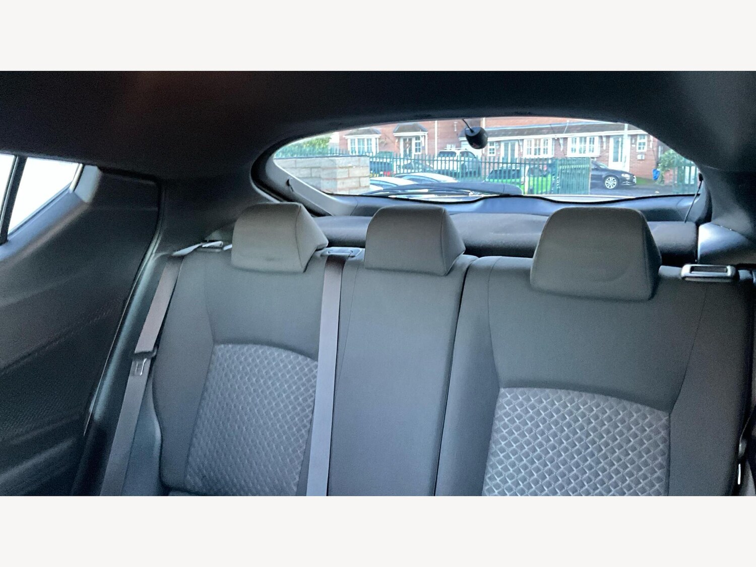 Used Toyota C-HR 2023 for sale - 76994225: Photo 25