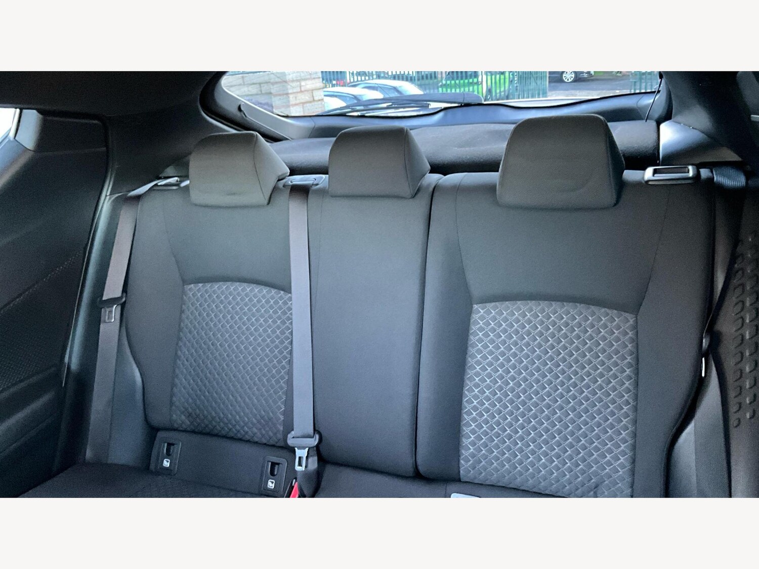 Used Toyota C-HR 2023 for sale - 76994225: Photo 26