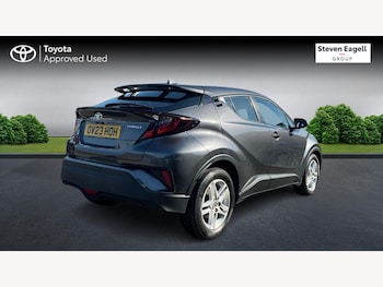 Used Toyota C-HR 2023 for sale - 79589380: Photo