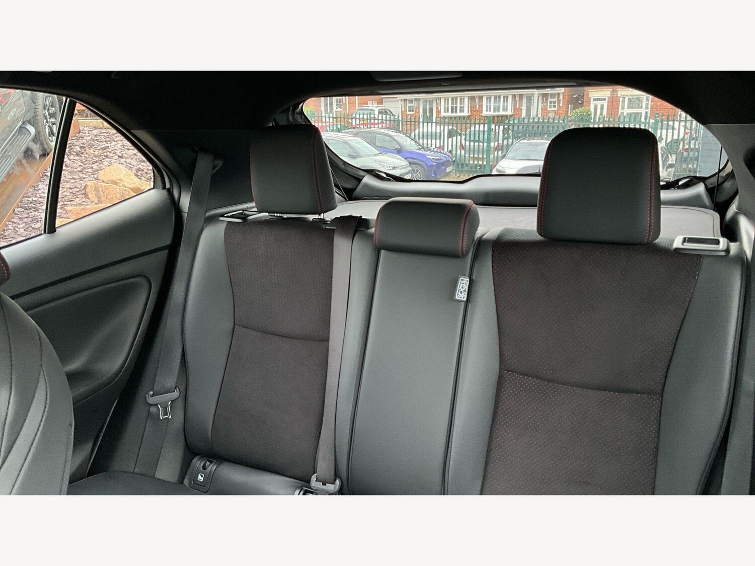 Used Toyota Yaris Cross 2025 for sale - 77738211: Photo 25