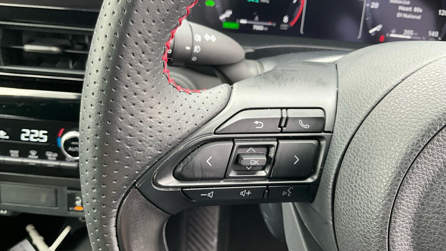 Used Toyota Yaris Cross 2025 for sale - 77738211: Photo 45