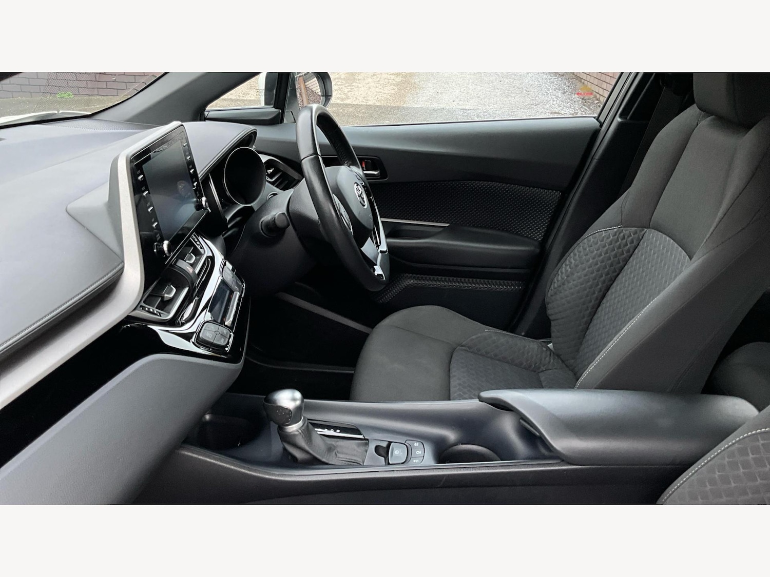 Used Toyota C-HR 2020 for sale - 77343965: Photo 12