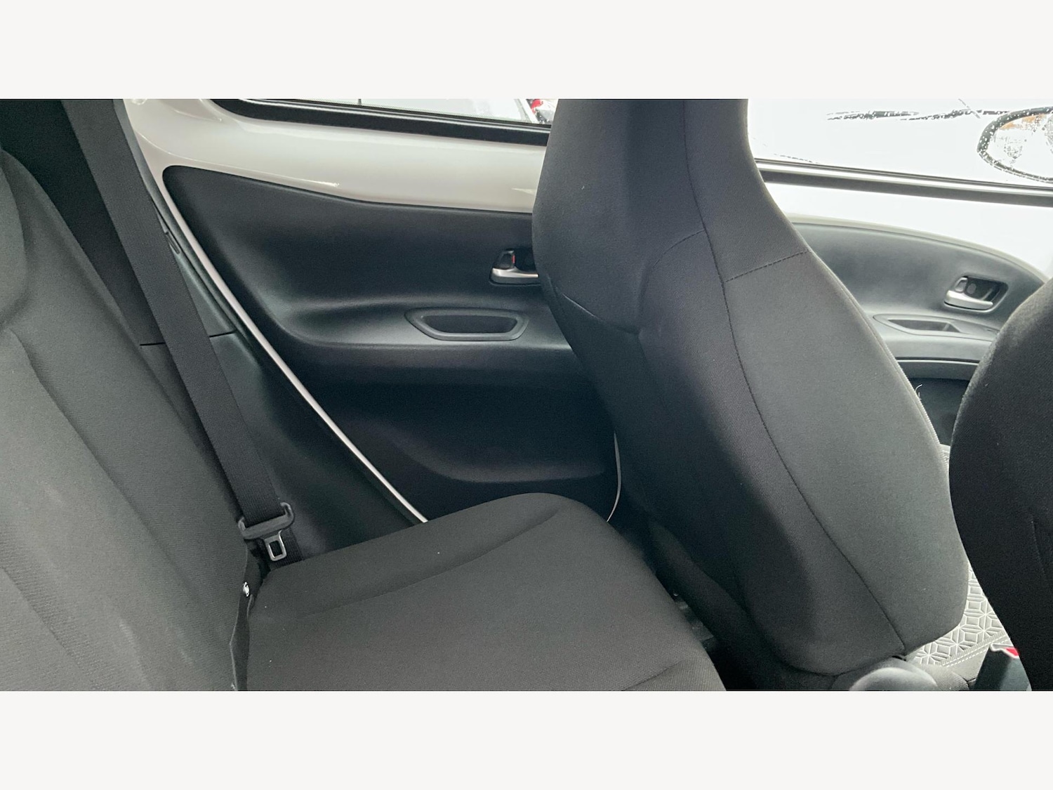 Used Toyota Aygo X 2023 for sale - 76484309: Photo 14