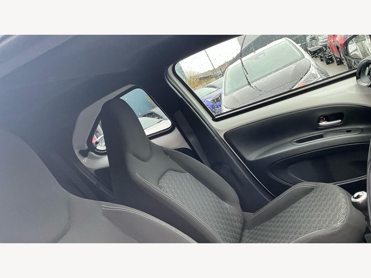 Used Toyota Aygo X 2023 for sale - 76484309: Photo 24