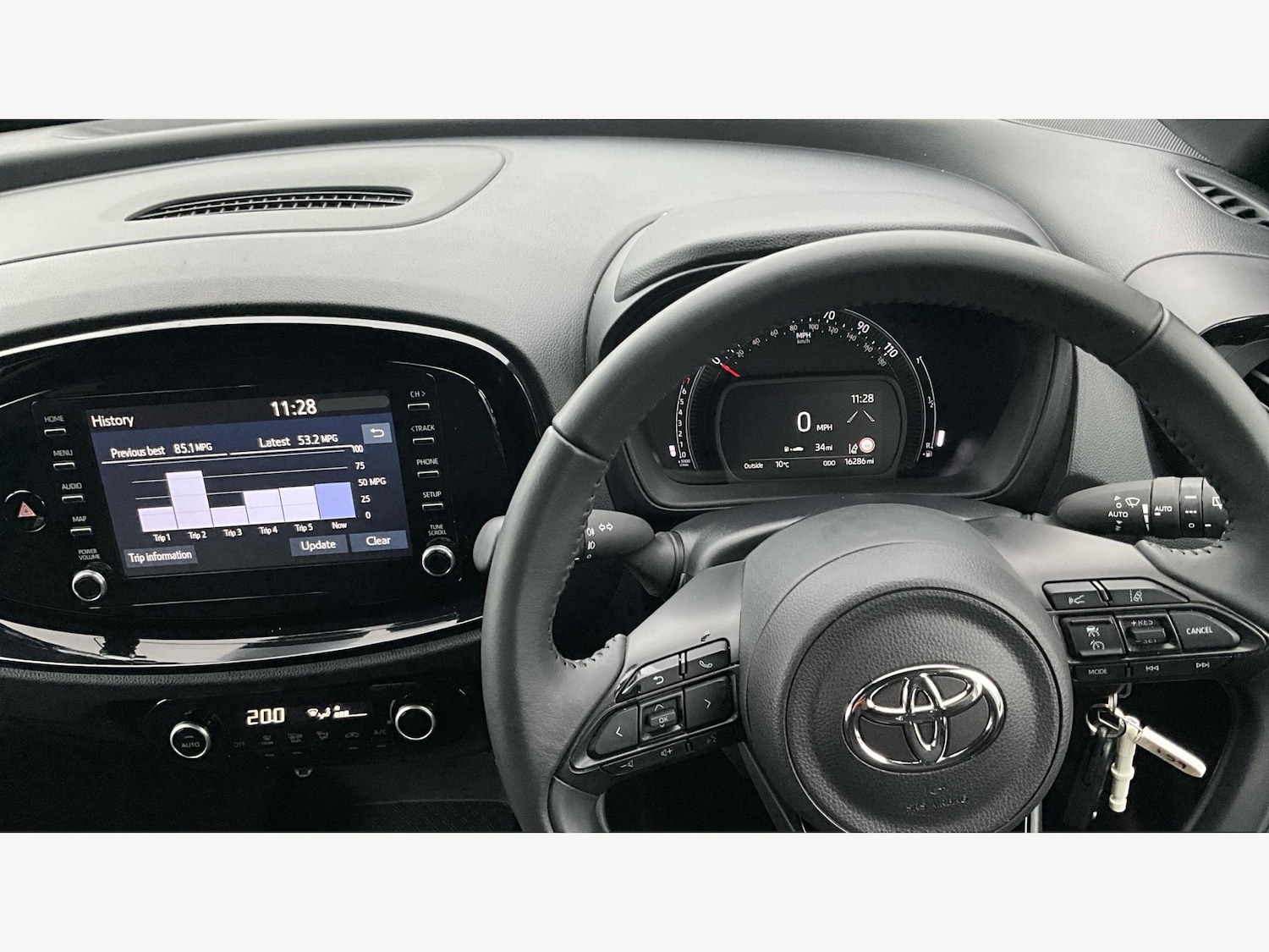 Used Toyota Aygo X 2023 for sale - 76484309: Photo 7