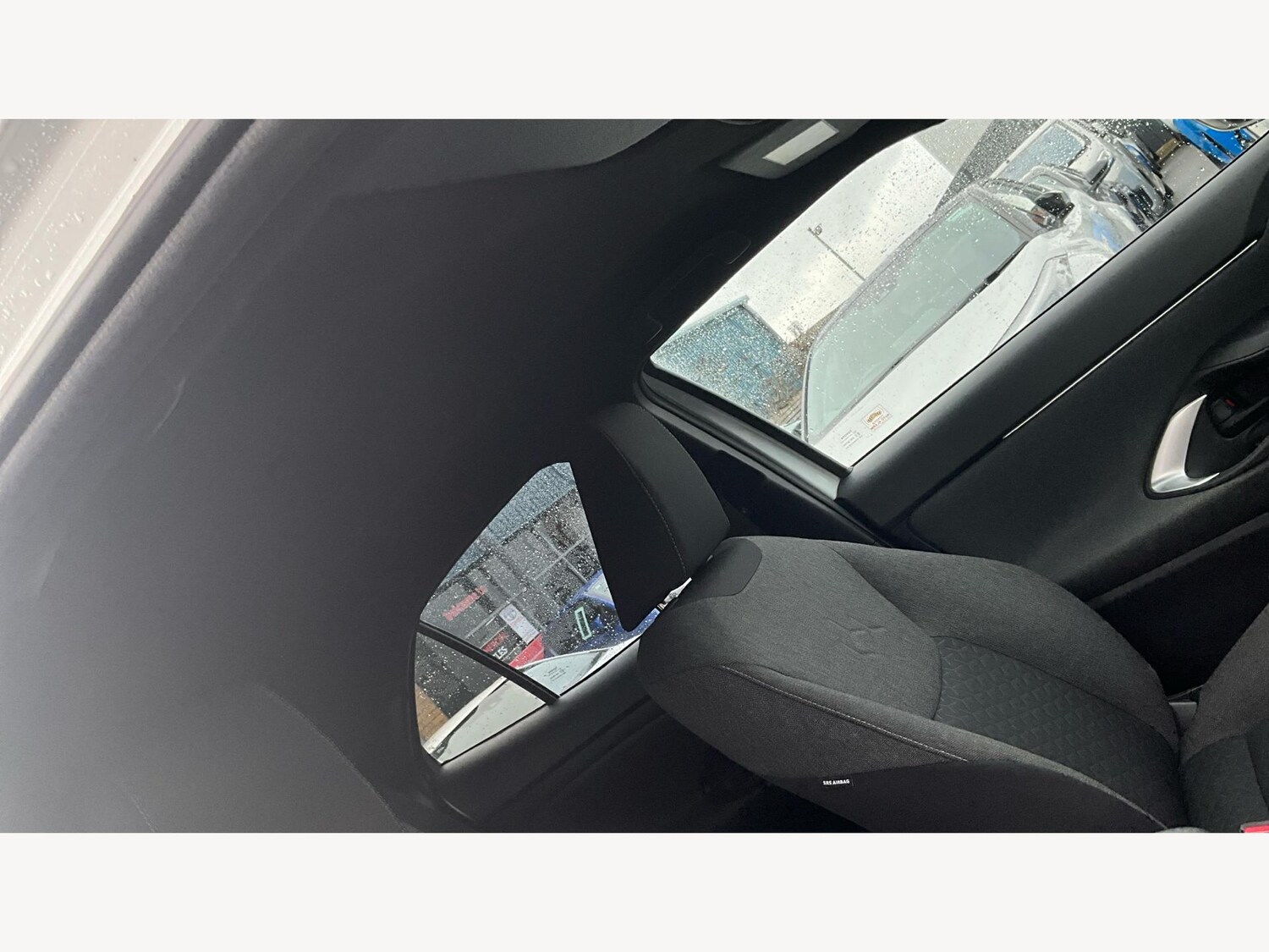 Used Toyota Yaris Cross for sale - 77496051: Photo 24