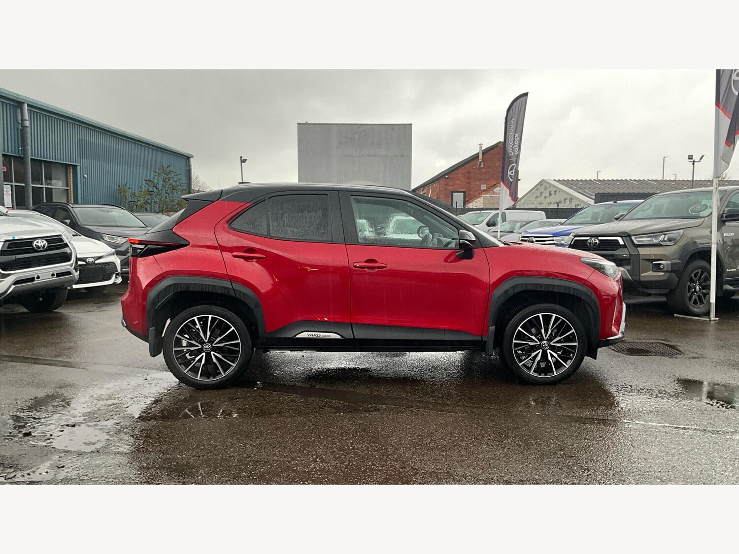 Used Toyota Yaris Cross 2022 for sale - 76537647: Photo 18