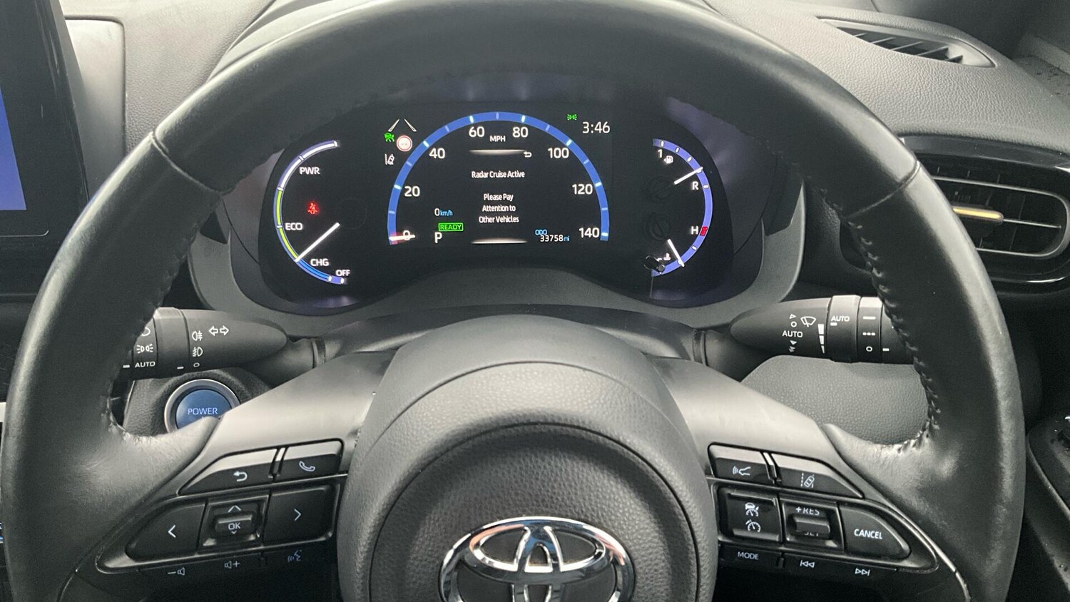 Used Toyota Yaris Cross 2022 for sale - 76537647: Photo 37