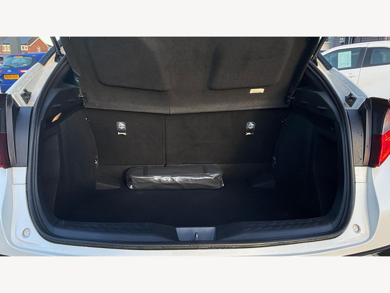 Used Toyota C-HR 2022 for sale - 77237980: Photo 16