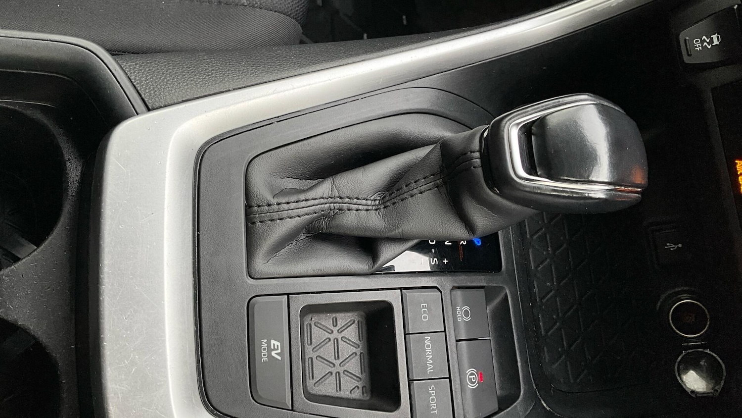 Used Toyota RAV4 2021 for sale - 77331031: Photo 37