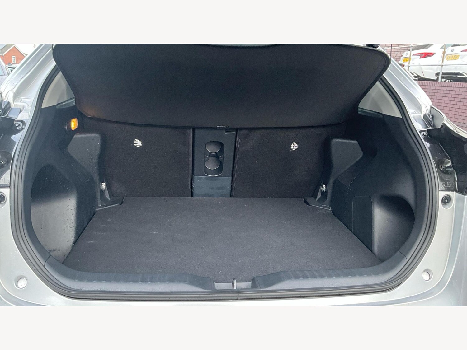 Used Toyota Yaris Cross 2022 for sale - 77267759: Photo 16