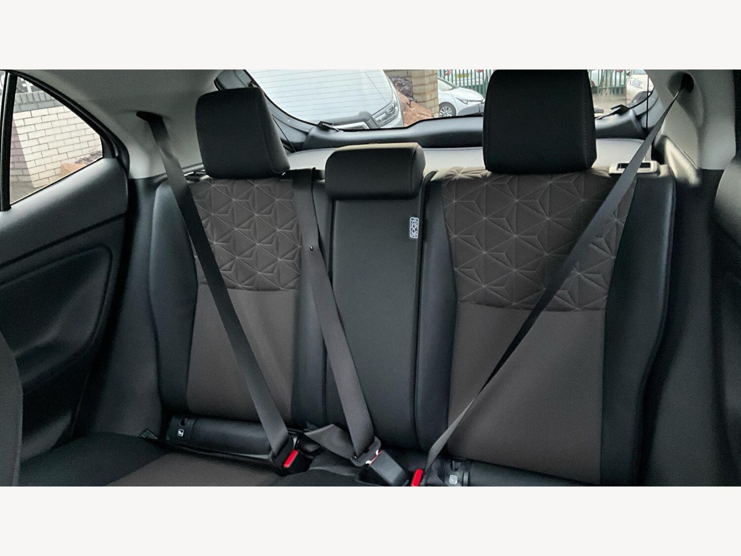 Used Toyota Yaris Cross 2022 for sale - 77267759: Photo 26