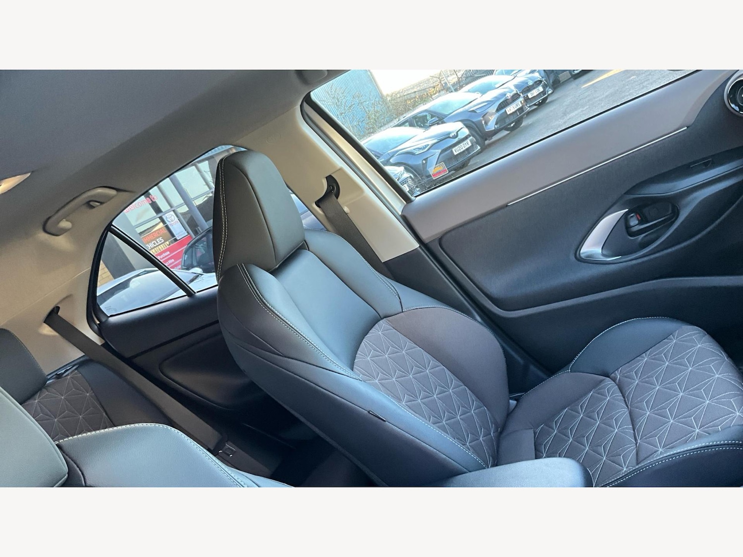 Used Toyota Yaris Cross 2025 for sale - 77131523: Photo 24